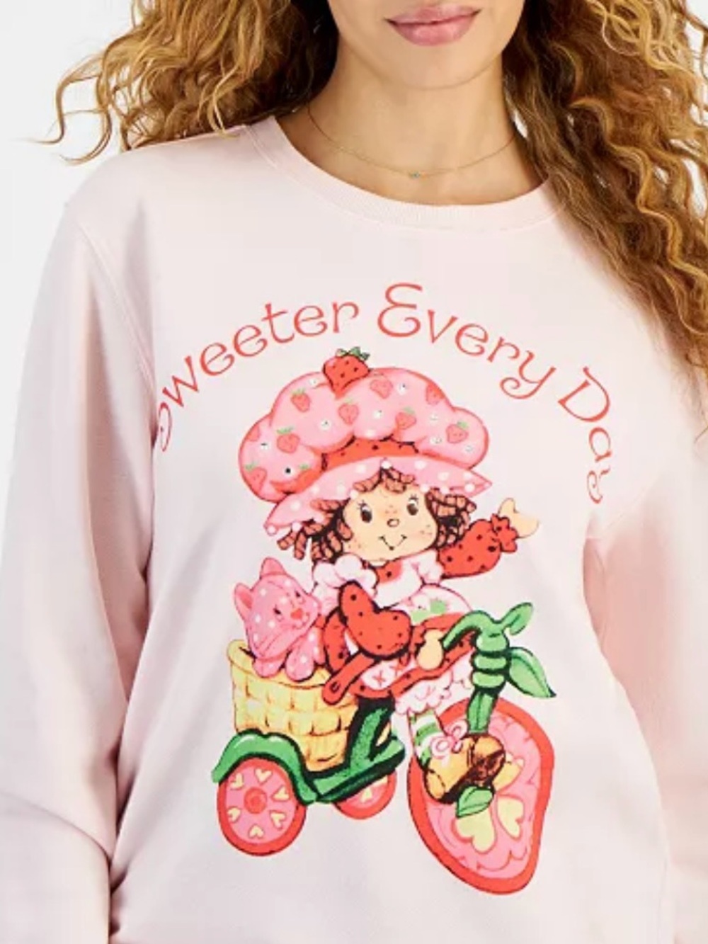 NWT Strawberry Shortcake Graphic Sweatshirt Sweeter Everyday by Love Tribe Sz M